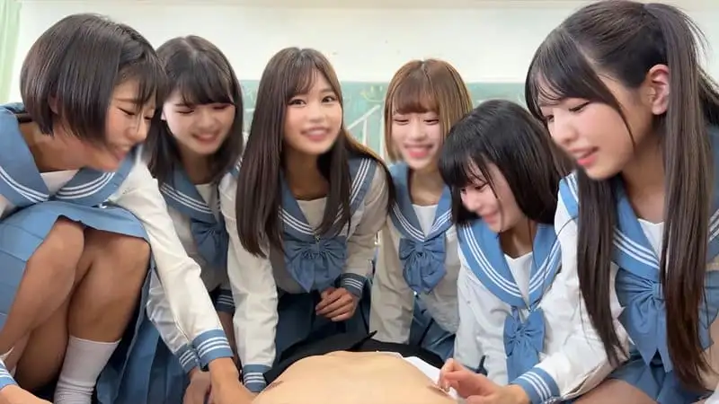 SMUH-037 - A組女子の皆さん (素人ムクムク-痴-)の詳細ページ。